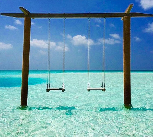 Women's Travel Club Maldives Beach Escape
